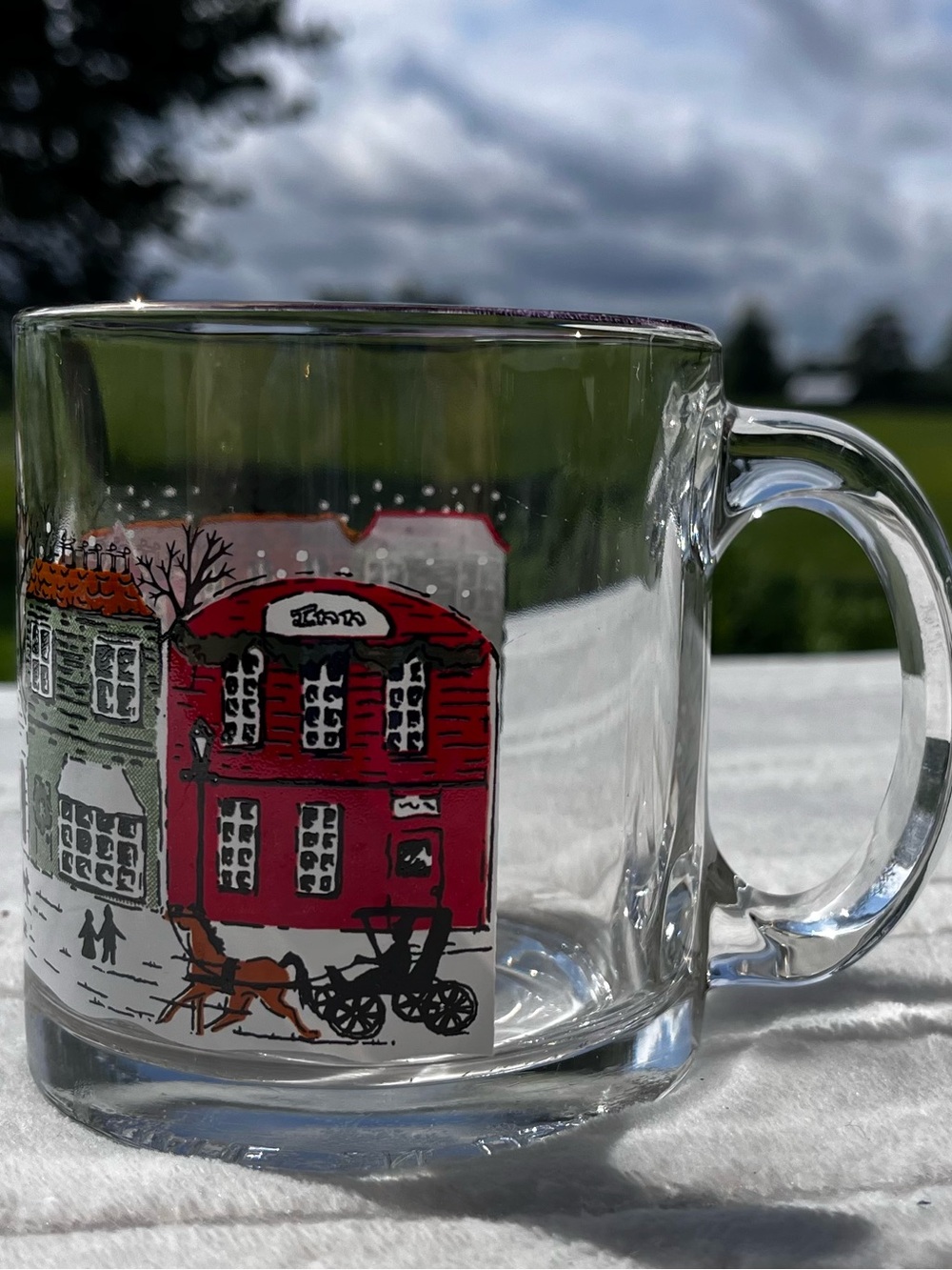 Libby Winter Scene Vintage Mugs - Picture 5 of 7